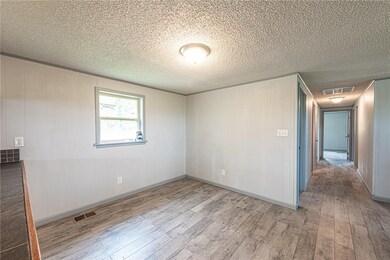 11879 Long Tate Rd, Elkins, AR 72727 - photo 6