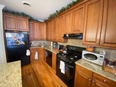 327 Pavonia Ave unit 2, Jersey City, NJ 07302 - photo 4