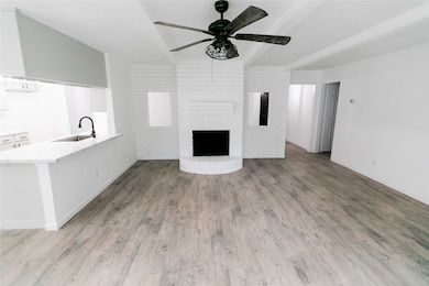 4306 Black Locust Dr, Houston, TX 77088 - photo 3