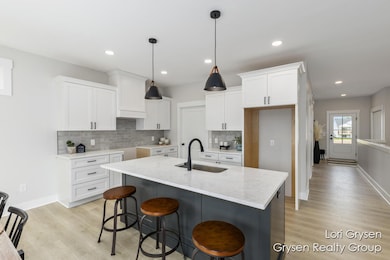 6706 Sheldon Crossings Dr unit 46, Hudsonville, MI 49426 - photo 4