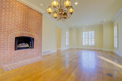 Enjoy comfortable everyday living in the fabulous 