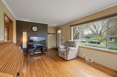 8201 Harriet Ave S, Bloomington, MN 55420 - photo 4