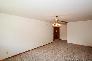 305 W Vandalia St, Broken Arrow, OK 74012 - photo 4