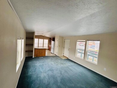 345 Birch St, Evanston, WY 82930 - photo 5