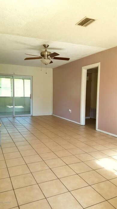2421 Cherbourg (Living Room 2)