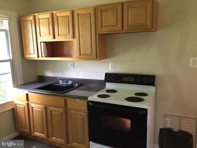 447 W Bringhurst St unit 2, Philadelphia, PA 19144 - photo 2