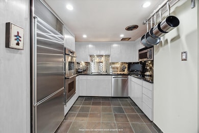 Regency House unit 9, Houston, TX 77098 - photo 6