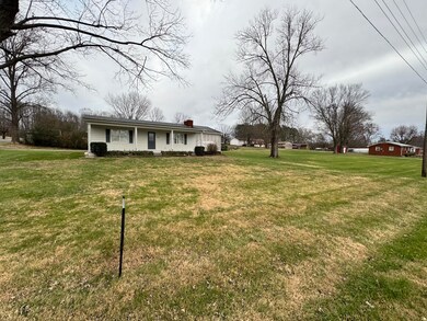 104 Cardinal Ln, Jamestown, KY 42629 - photo 2
