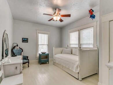 405 N Broad St, Guthrie, OK 73044 - photo 7