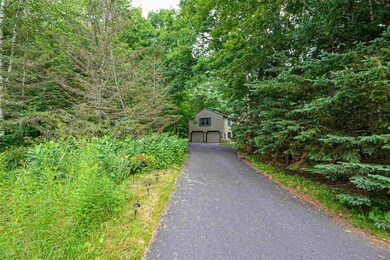 8 Beaver Pond Rd, Kingston, NH 03848 - photo 3