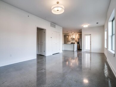 5718 Mccommas Blvd unit 103, Dallas, TX 75206 - photo 7