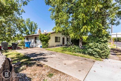 96 S Toquerville Blvd-4