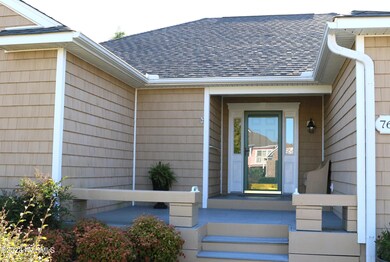 Frontdeck&porch