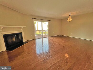 6046 Bonnie Bern Ct, Burke, VA 22015 - photo 7