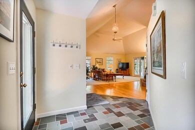 14 Foxcross Cir, Concord, NH 03301 - photo 5