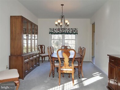 14 Marshall Ct, Plainsboro, NJ 08536 - photo 7