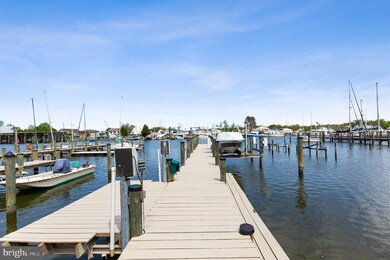 14510 Solomons Island Rd S, Solomons, MD 20688 - photo 2