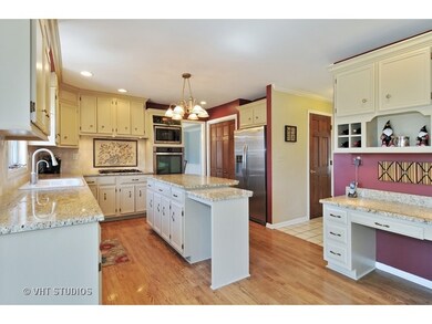 2324 University Ct, Naperville, IL 60565 - photo 6