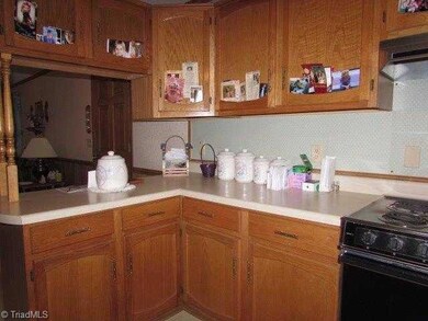 3115 Arlington Drive Extension, Asheboro, NC 27205 - photo 6