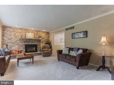 410 Ellis Rd, Langhorne, PA 19047 - photo 5