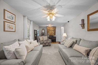 124 Lytle Cove Rd, Swannanoa, NC 28778 - photo 3