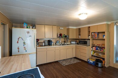 35 Spring St, Franklin, NH 03235 - photo 7