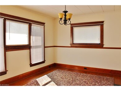 Enjoy a formal dining experience in your Dining Ro