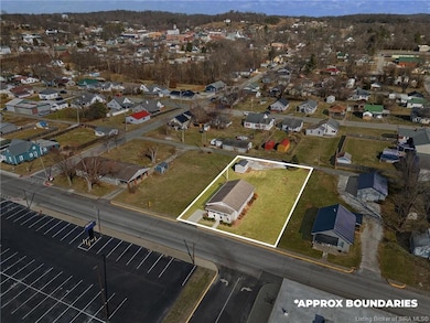 316 Elm St, Paoli, IN 47454 - photo 4