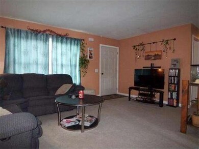 36 Robin Ln, Orange, MA 01364 - photo 3