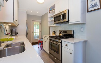 4 Caroline Place, Greenwich, CT 06831 - photo 6