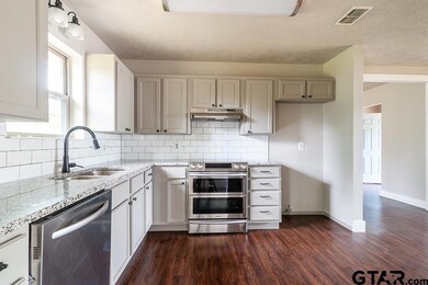 6112 6112 Mesquite Dr, Tyler, TX 75707 - photo 4