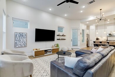 9010 Wellspring Dr, Houston, TX 77080 - photo 5