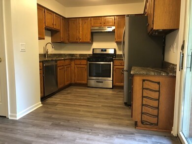 260 W Eggleston Ave unit B, Elmhurst, IL 60126 - photo 6