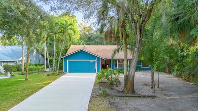 1090 SE Buttonwood Cir, Stuart, FL 34997 - photo 2
