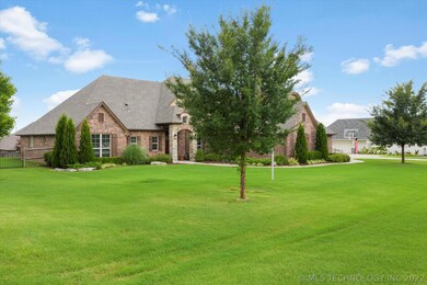 8251 N 72nd East Ave, Owasso, OK 74055 - photo 3