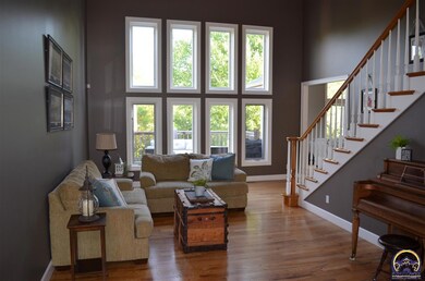 4230 SW Clarion Lakes Dr, Topeka, KS 66610 - photo 3