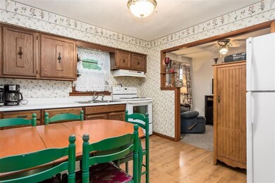Kitchen - 5026 Johnstown Rd
