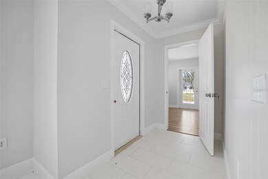 4747 Mcgregor Blvd, Fort Myers, FL 33901 - photo 2