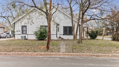 1406 Sycamore St unit 1410, Commerce, TX 75428 - photo 5