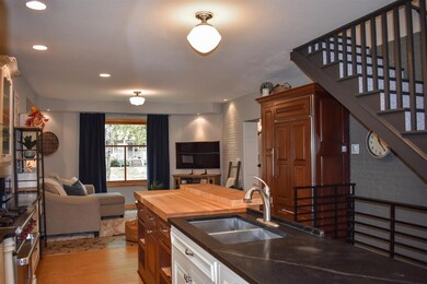 624 W 9th St, Cedar Falls, IA 50613 - photo 7