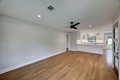 5109 Viking Dr, Houston, TX 77092 - photo 5