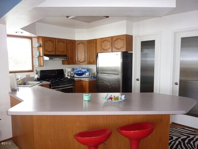 1521 SW Coast Ave, Lincoln City, OR 97367 - photo 5