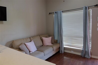 2210 Pearl St unit 303, Austin, TX 78705 - photo 4