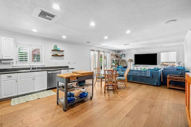 418 SE Alamanda Way, Stuart, FL 34996 - photo 7