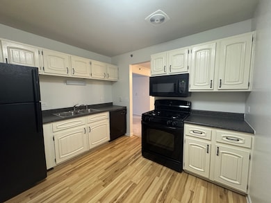 unlisted-address, Hillside, IL 60162 - photo 2