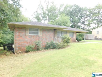 205 21st Ave NE, Center Point, AL 35215 - photo 2