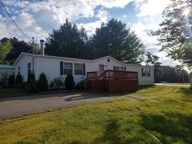 222 Cedar St, Millinocket, ME 04462 - photo 2