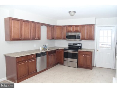 17 Bare Ave, Reading, PA 19607 - photo 4