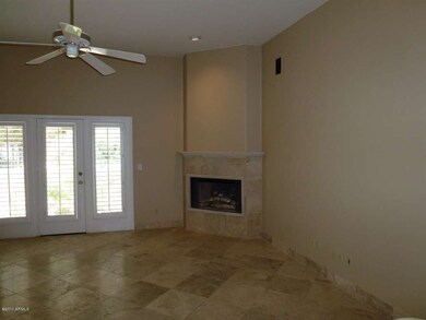 Living room Fireplace