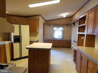 11 N Bruce St, Laurel, MD 20724 - photo 4